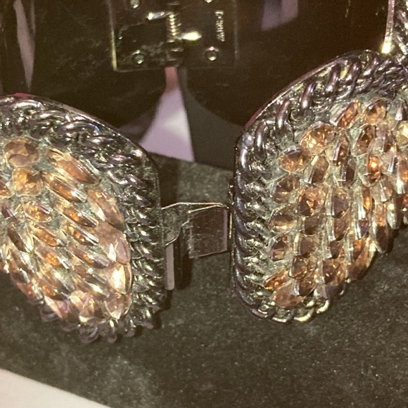 Vintage RARE J Crew Champagne Gold Crystal Clamper Bangle. - Picture 6 of 9